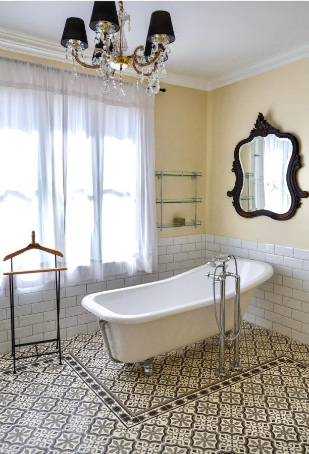 Le 215 Gambetta Boutique Hotel En Provence Кавайон Екстер'єр фото