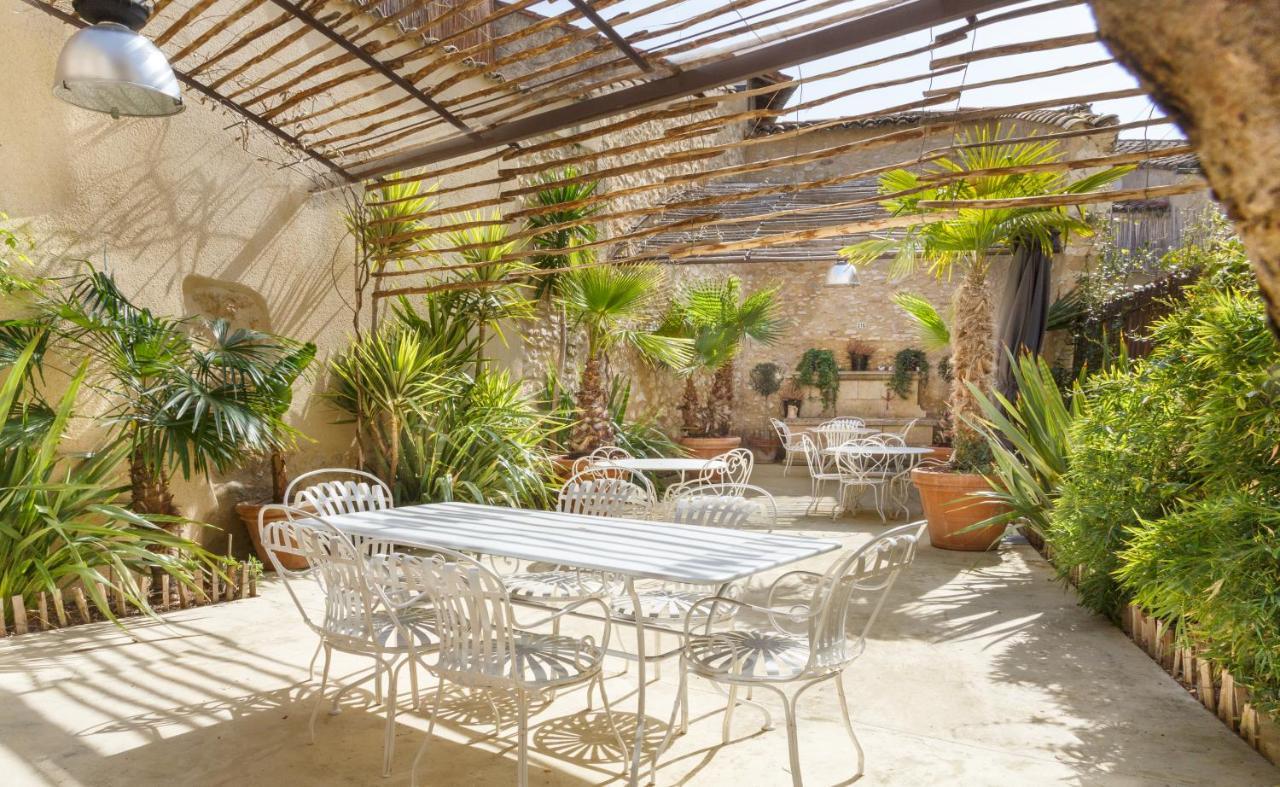 Le 215 Gambetta Boutique Hotel En Provence Кавайон Екстер'єр фото