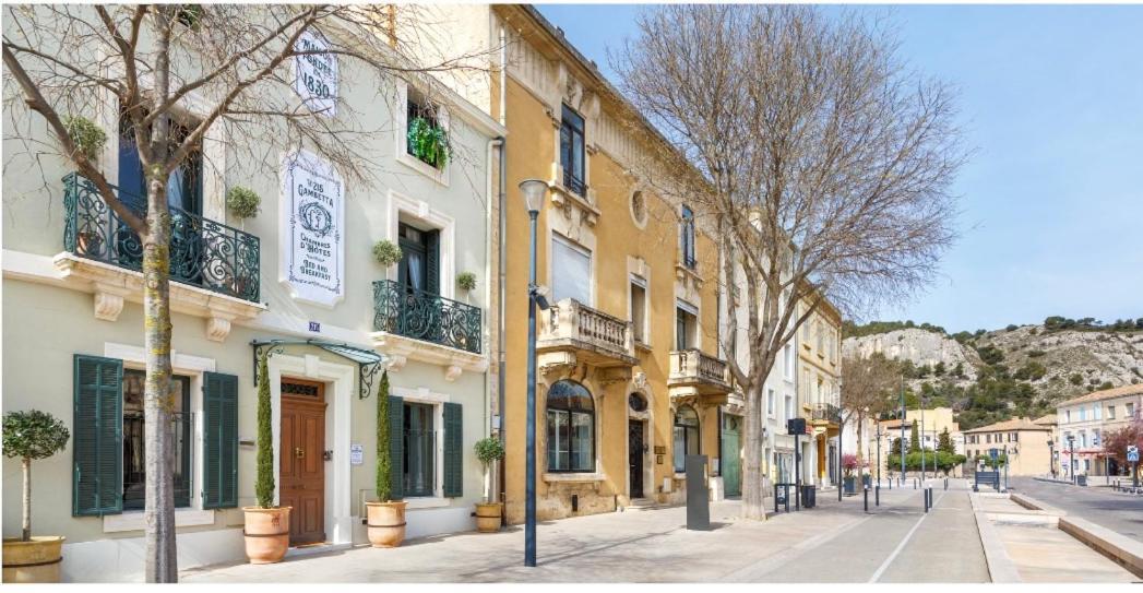 Le 215 Gambetta Boutique Hotel En Provence Кавайон Екстер'єр фото